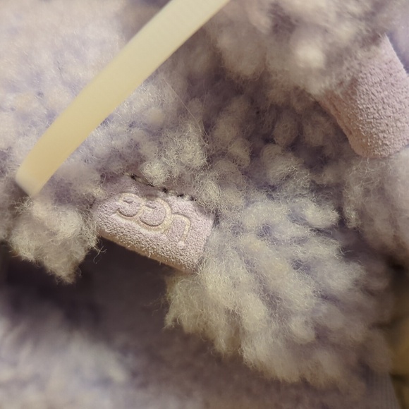UGG NWOT Slippers 6 Purple - Picture 2 of 6